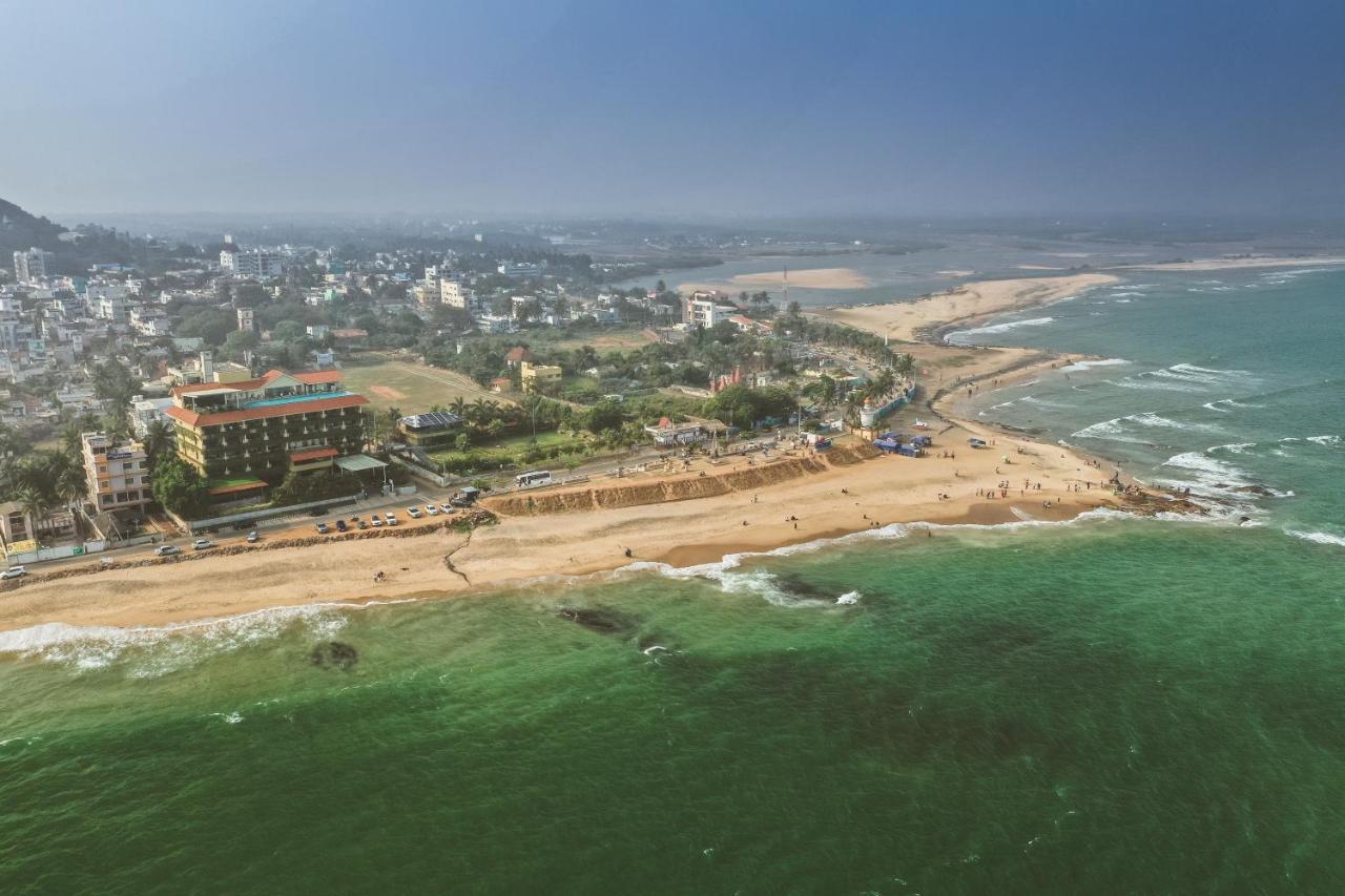 The Bheemli Resort Managed By Accorhotels 비사카파트남 외부 사진
