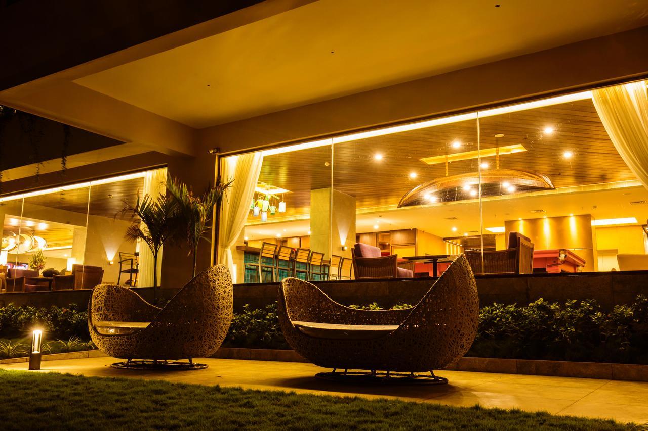 The Bheemli Resort Managed By Accorhotels 비사카파트남 외부 사진