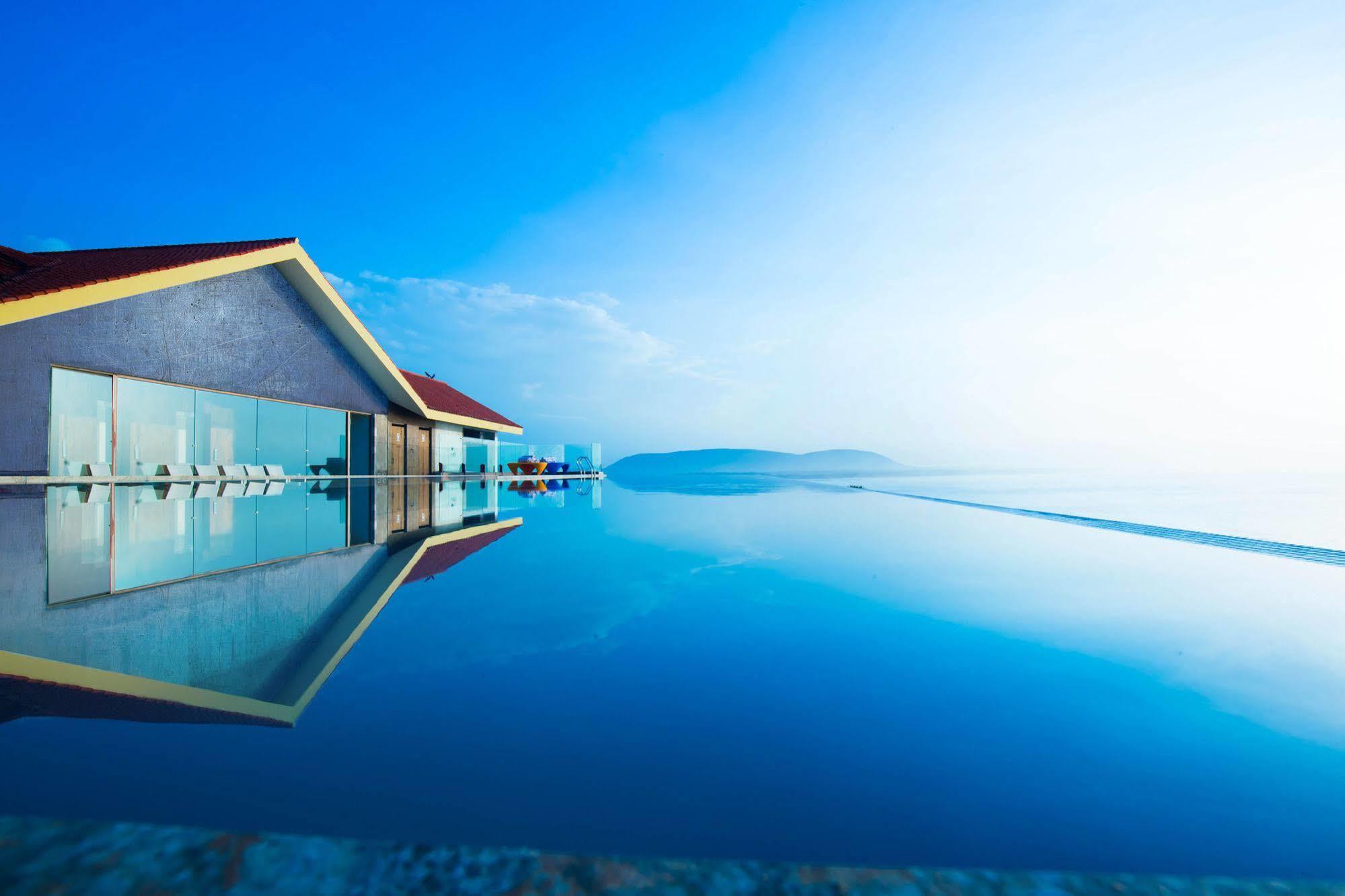 The Bheemli Resort Managed By Accorhotels 비사카파트남 외부 사진