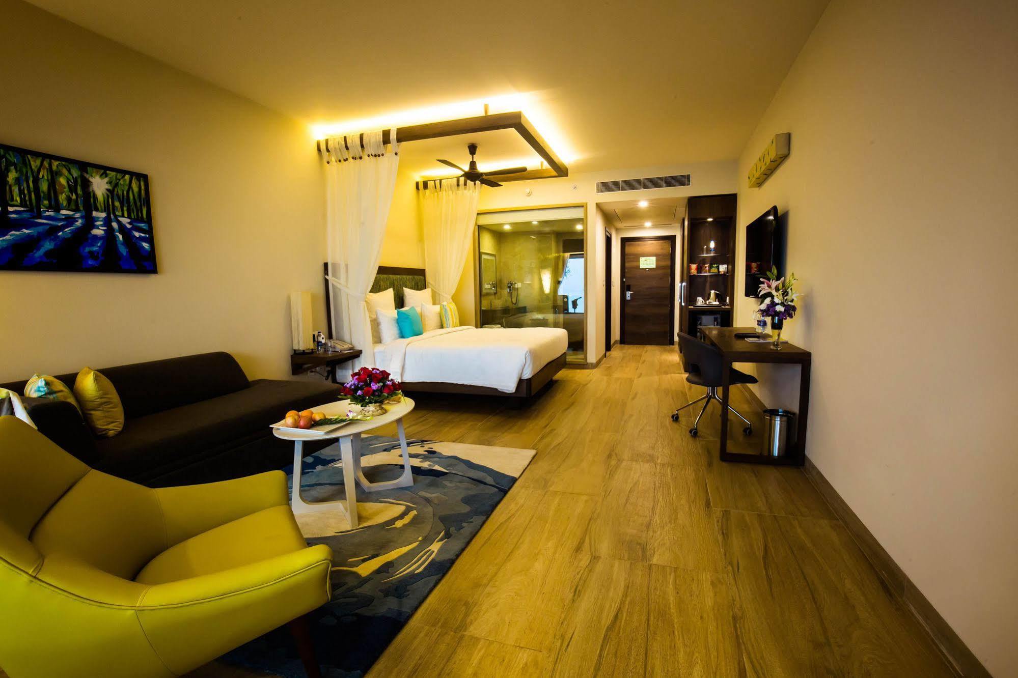 The Bheemli Resort Managed By Accorhotels 비사카파트남 외부 사진